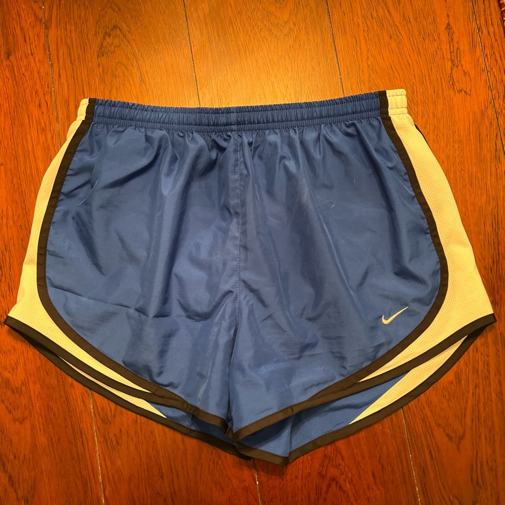 Nike Women's Tempo Running Shorts - Size Medium in Royal Blue, Black/White